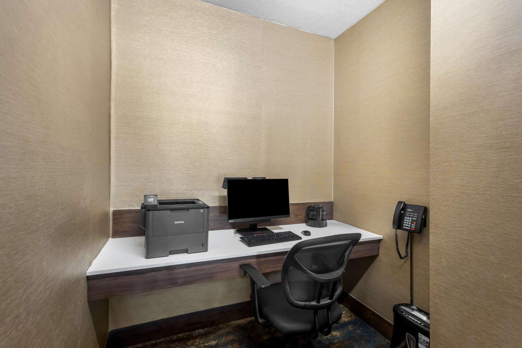Hampton Inn Marion Exterior photo